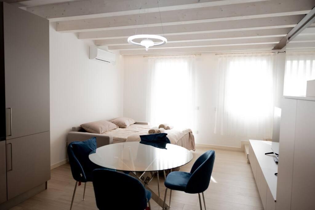 Apartment-Boutique Stella Читтаделла Экстерьер фото