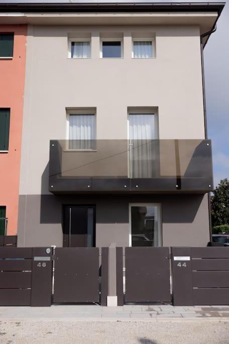 Apartment-Boutique Stella Читтаделла Экстерьер фото