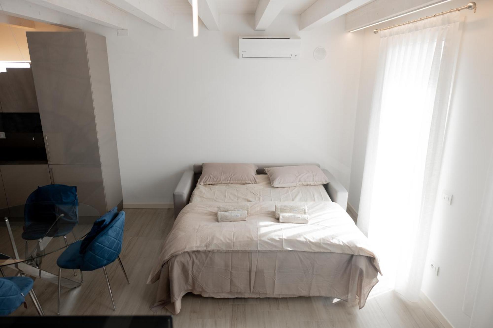 Apartment-Boutique Stella Читтаделла Экстерьер фото